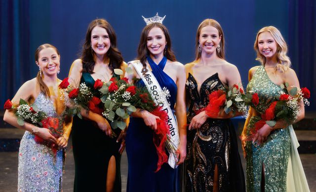 Joelle Simpson Crowned Miss South Dakota 2024
